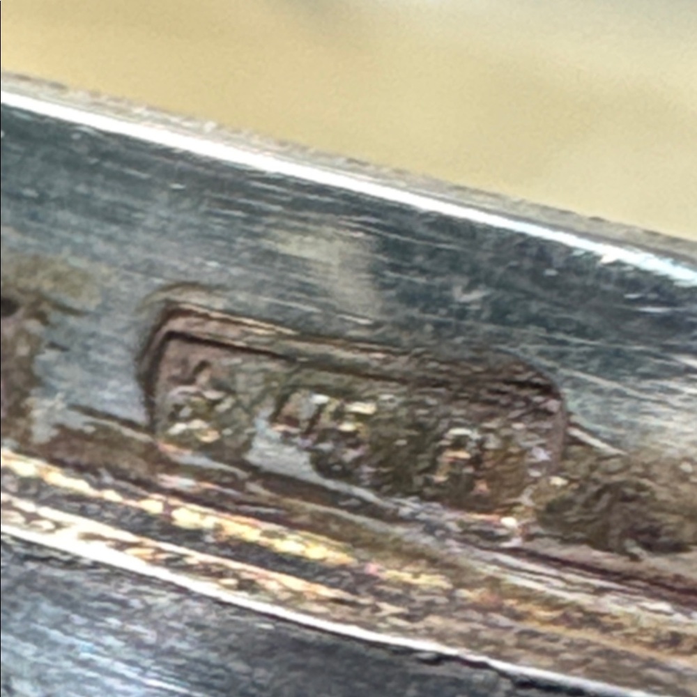 Ornate Sterling Pillbox or Tiny Treasure Box - Picture 7 of 8